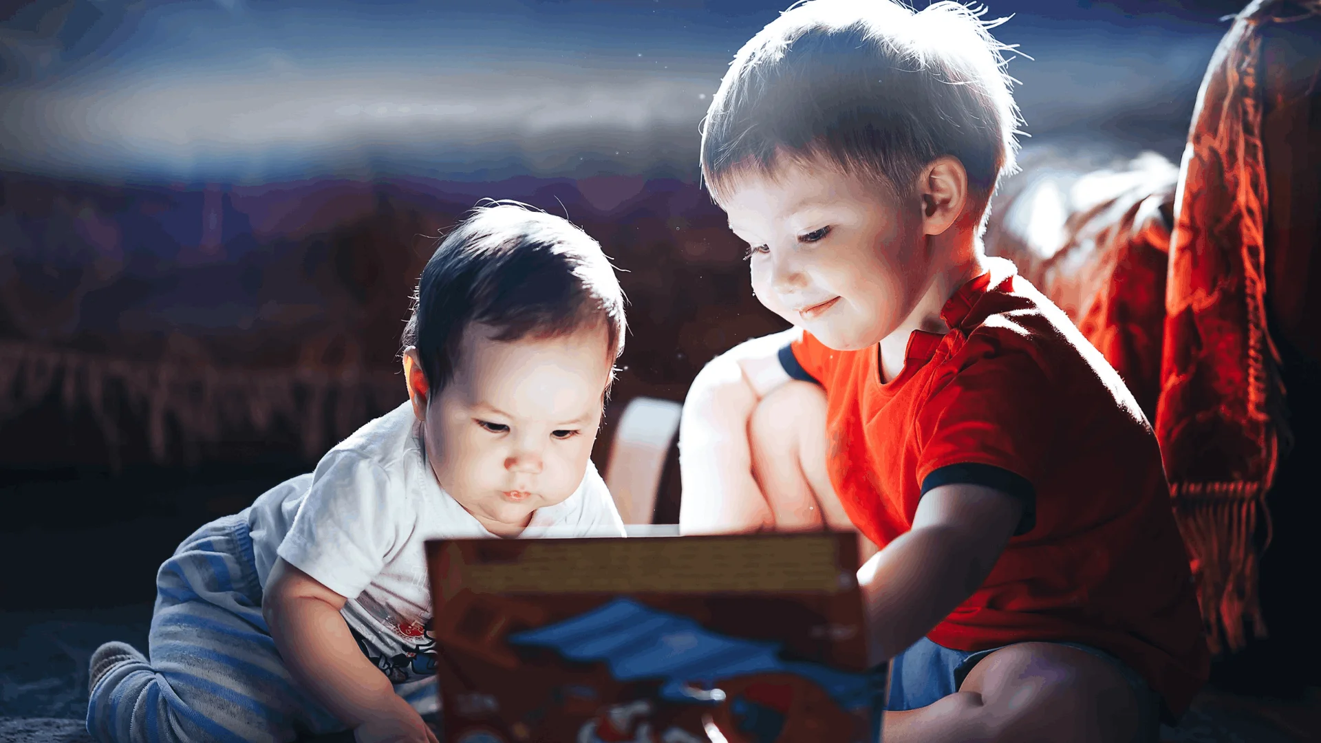 Okurken Oynatan Kitaplar: Hareketli & Eğitici Kitaplar Gerçekten Ne Kazandırır?